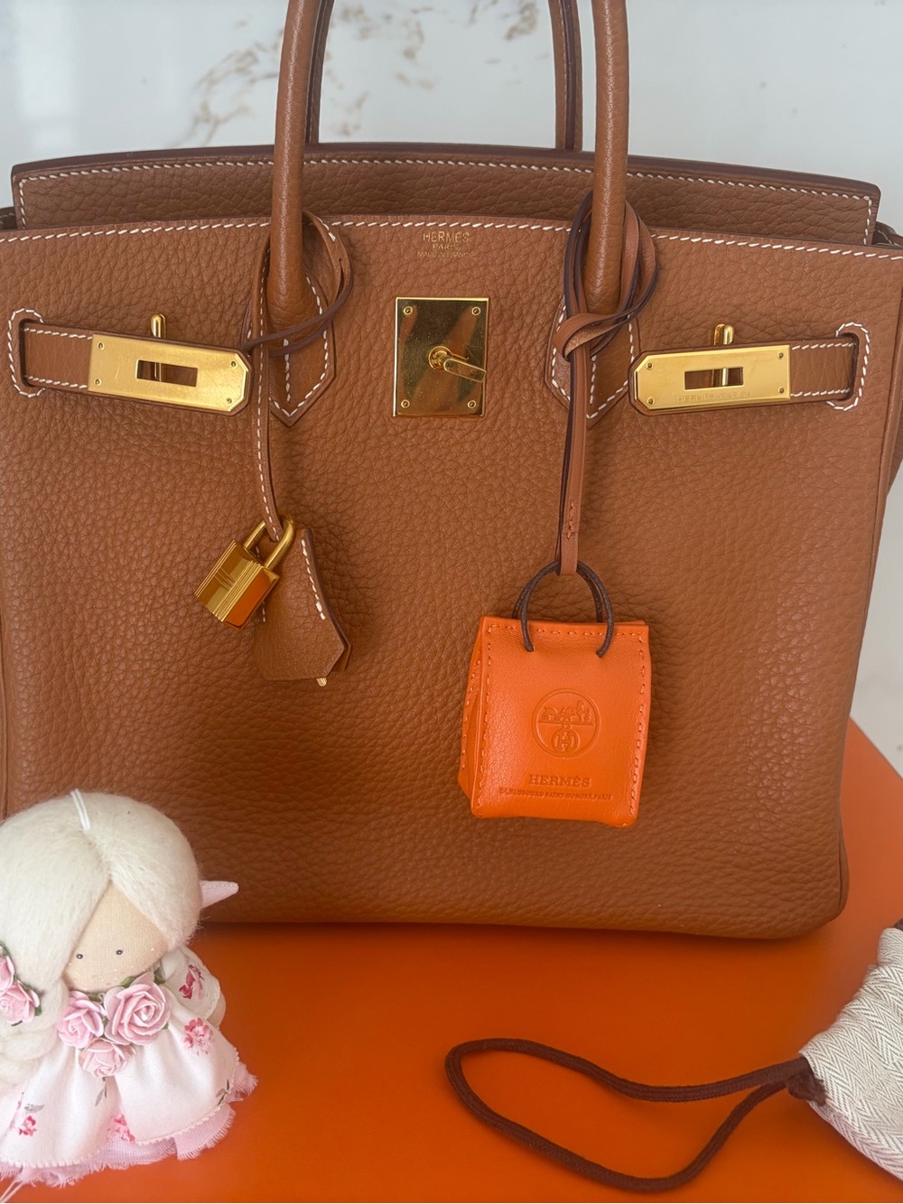 Hermes Birkin Gold Fjord Leather with Gold hardware - Picture 3 of 17